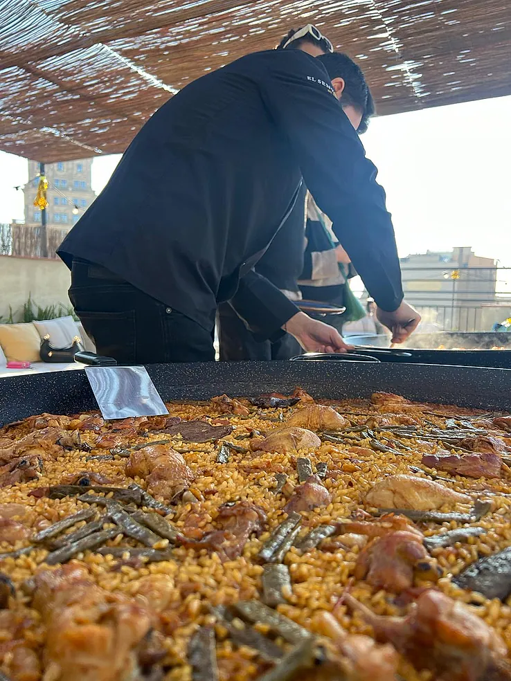 El Senyoret chef elaborando arroz